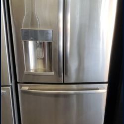 GE French Door Refrigerator ( Counter Depth)
