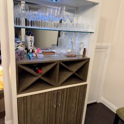 Bar /Wine Cabinet