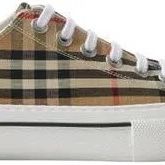 Burberry Converse