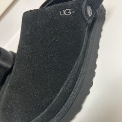 UGGS
