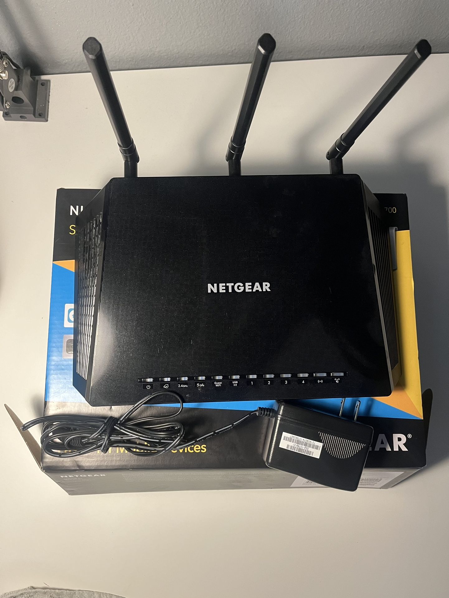 Netgear Nighthawk Internet Router 