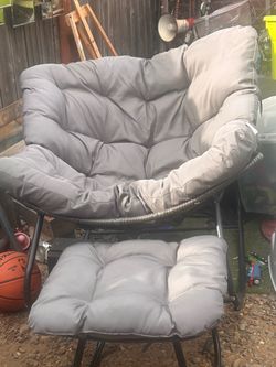 4pc Outdoor padded rocker with foot pedal  USED