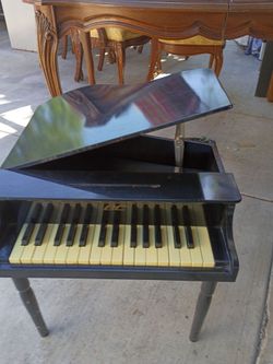 Piano acústico