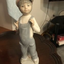 Lladro Boy from Madrid Porcelain Figurine