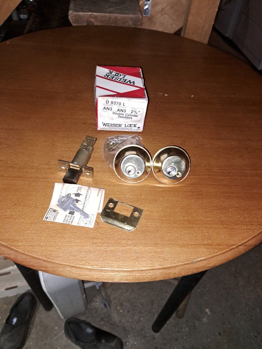 Weiser Double Cylinder Deadlock