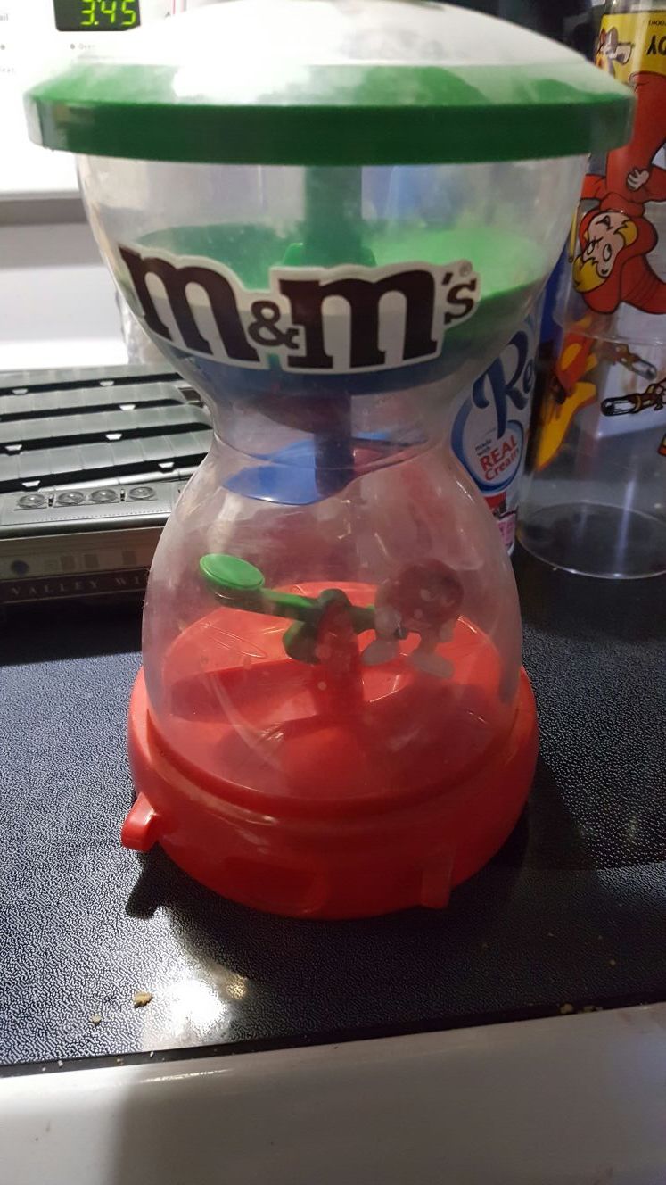 M and m candy machine