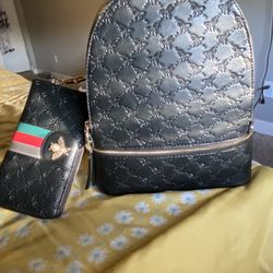 American Bee Bag And Wallet 