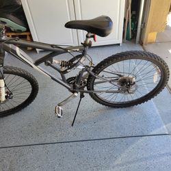 Mountain Bike Asking For $120 OBO 