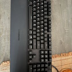 Steelseries Apex 7 w Brown Switches 
