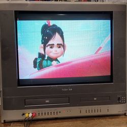 20" CRT TV VCR/DVD Combo color retro gaming television model 2005