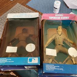 Baseball superstar statues