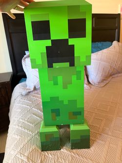 Minecraft creeper mini fridge