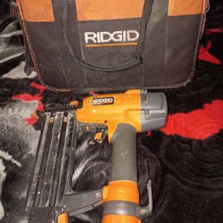 18 gauge nail gun