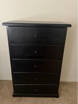 Black 5 drawer dresser