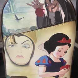 snow White Loungefly Mini Backpack (rare)