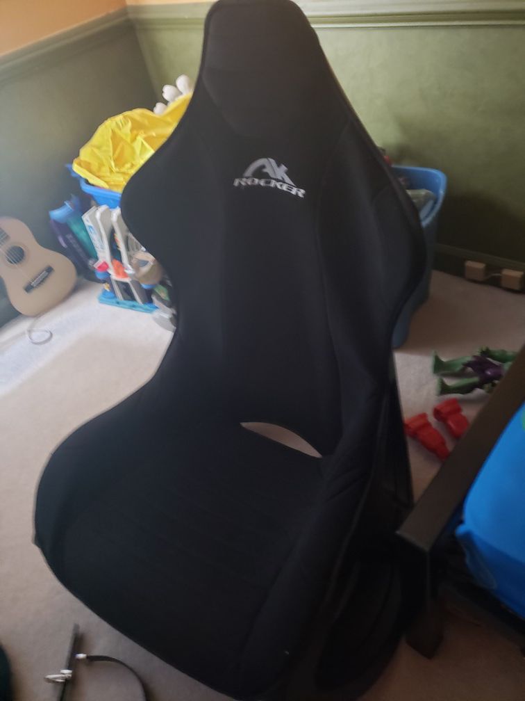 Chair for gaming $20