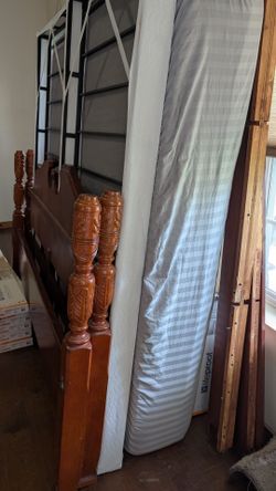 King size wooden bed frame w/ new low profile metal box springs