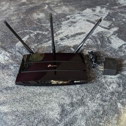 TP Link AC1900 WiFi Router