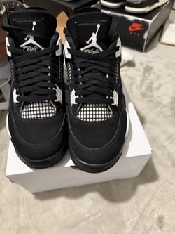 Jordan 4 White Thunders