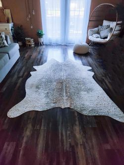 Cowhide Gold Rug 