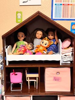 House-Shaped Wooden Bookcase Shelf