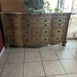 Exelent Vanity Dresser With Marble