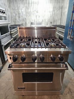 5 Series 30in Viking Professional Range Free Standing Natural Gas (Conversion Available)