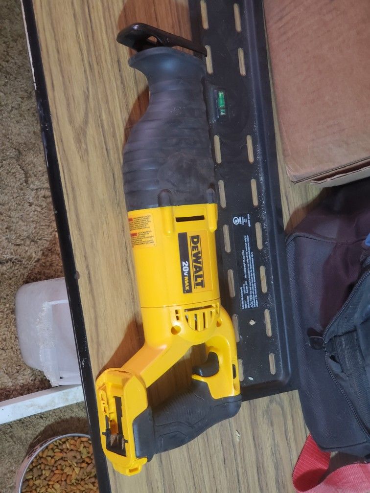 DeWalt SAWZALL