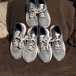 Reebok Womens Leizure Blue Moon Sneakers 