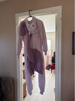 Mewtwo costume/ adult unisex