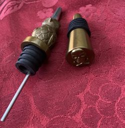 Brass Wine/Bottle Pourer and Stopper