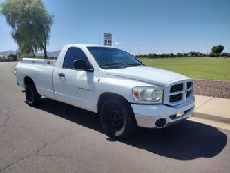 Ram 1500 low miles v8
