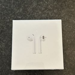 Apple AirPods 2nd Generation with Charging Case