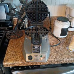 Waring Pro Restaurant Style Waffle Maker