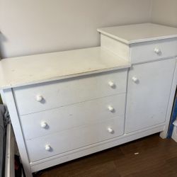 Solid Wood Changing Table / Dresser – Grows with your child!