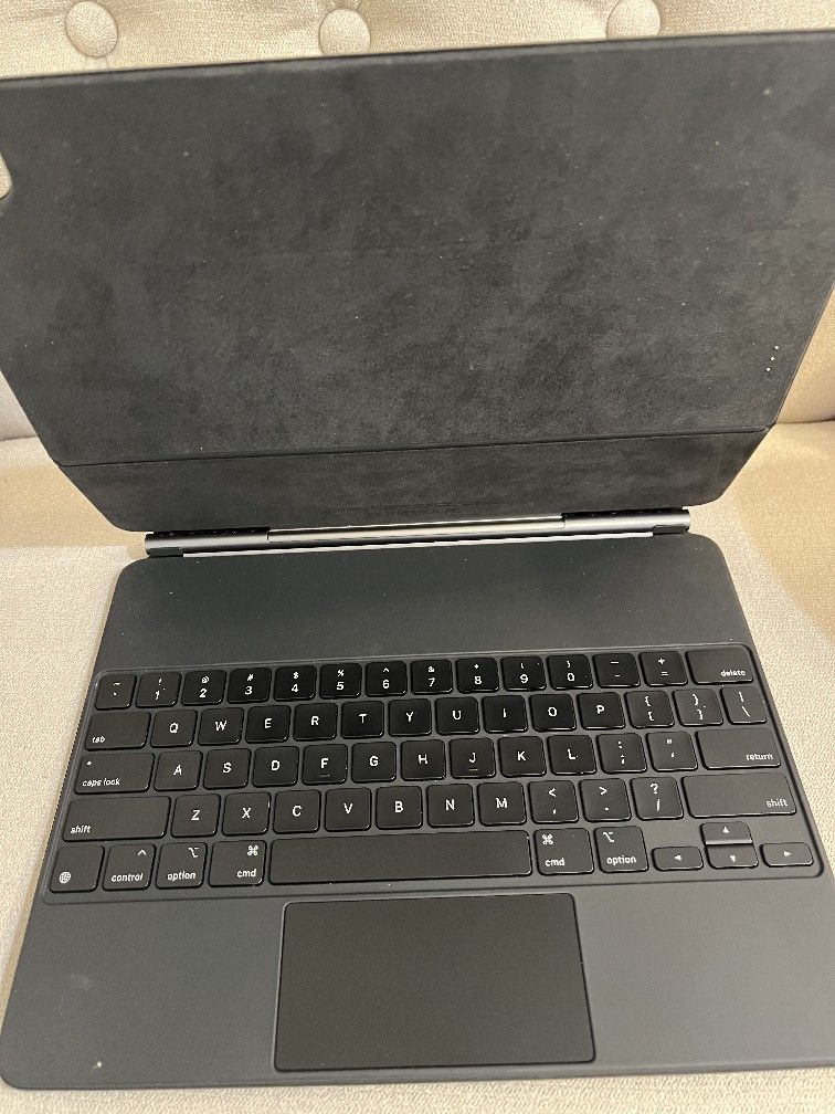 Apple Magic Keyboard 12.9 Inch