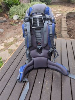Deuter Kid Comfort II child carrier backpack