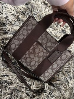 Coach tote