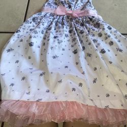 Vestido De Niña 👧 Size 5 