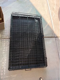 Size medium metal crate