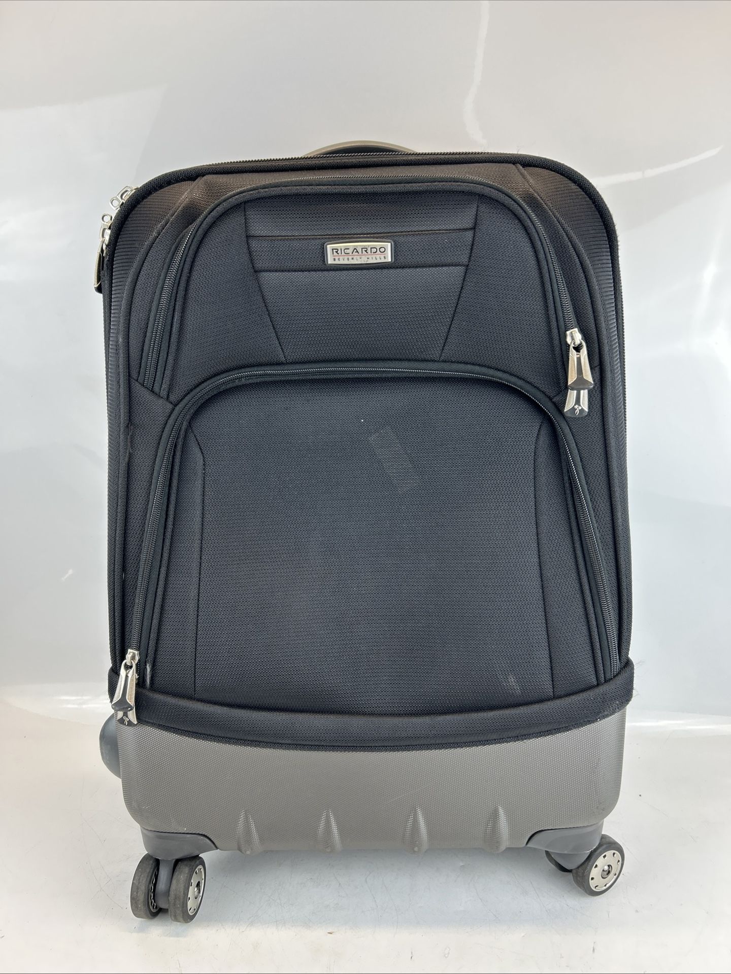 Ricardo Beverly Hills Elite Carry-On 360 Spinner Wheels Lightweight Luggage SEE