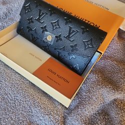 Louis Vuitton...Louis Vuitton Wallet