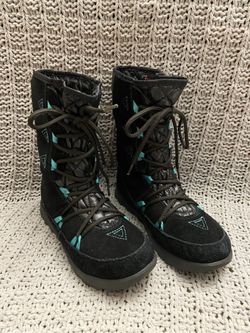 The North Face Women’s Boots Size 6