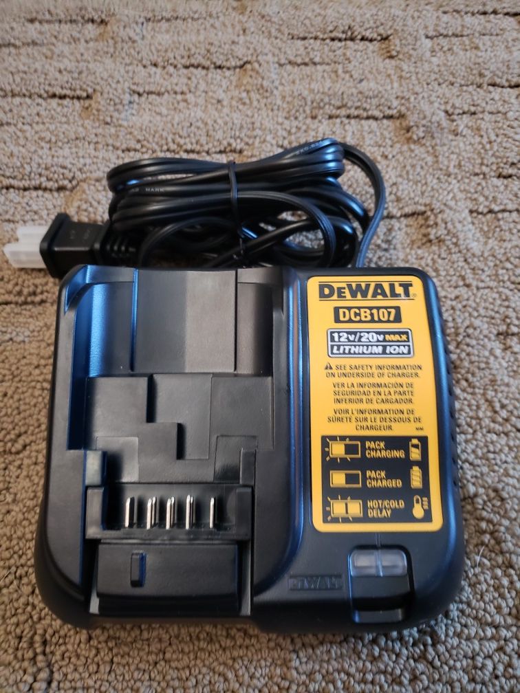Dewalt DCB107 12V / 20V Max Lithium Ion Charger