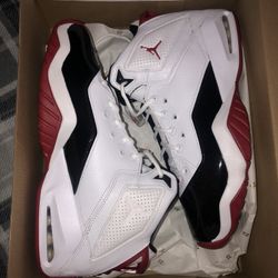 New Mens Jordan’s Size 11 1/2 