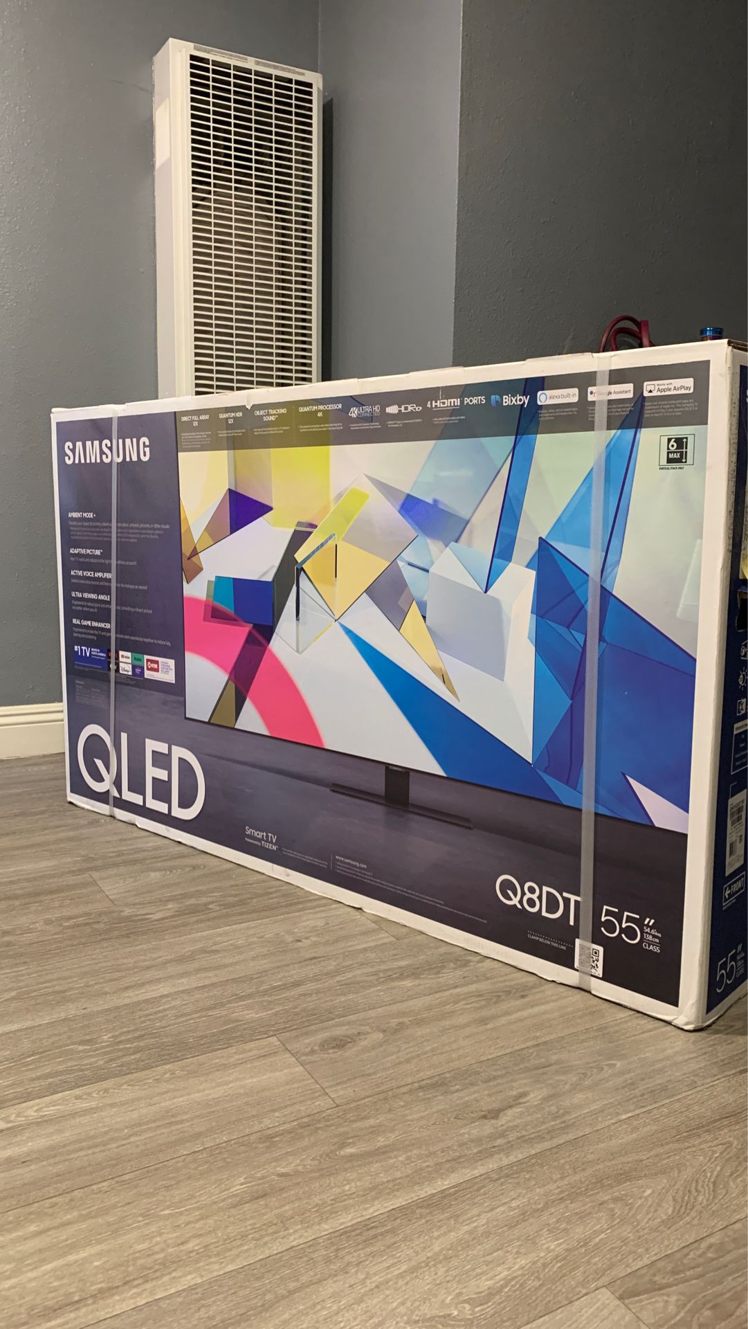 Brand new 55” QLED Samsung TV Q8DT