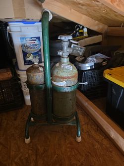 Torch tanks and Holder, No Hoses or Fittings