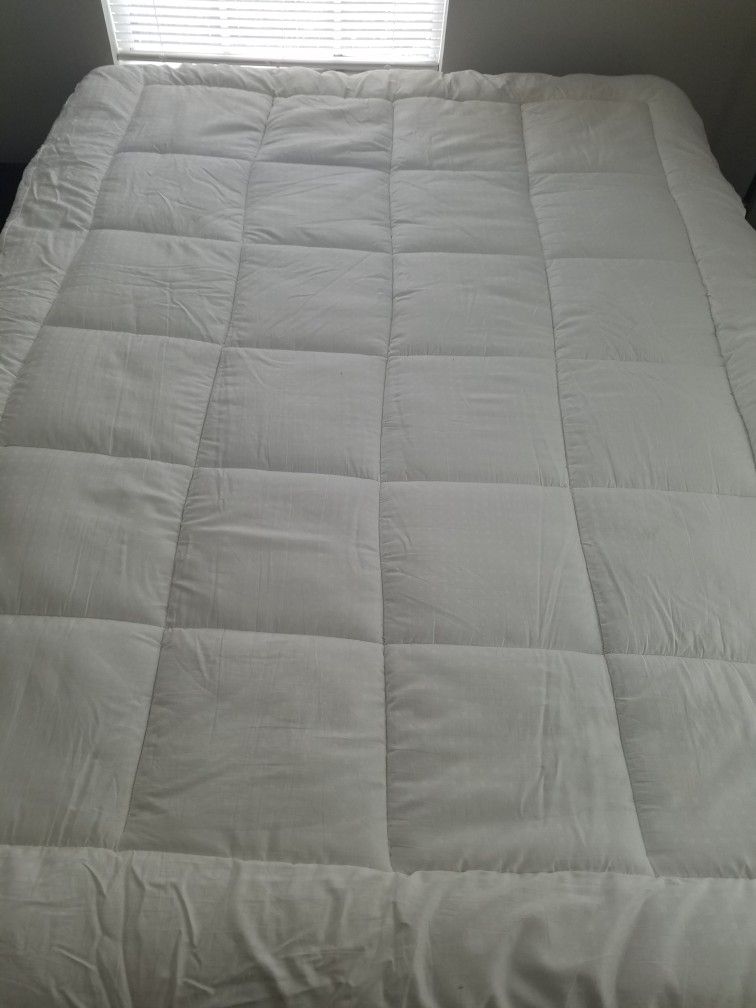 Queen Size Mattress Cover