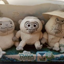 Monkeys Plush 