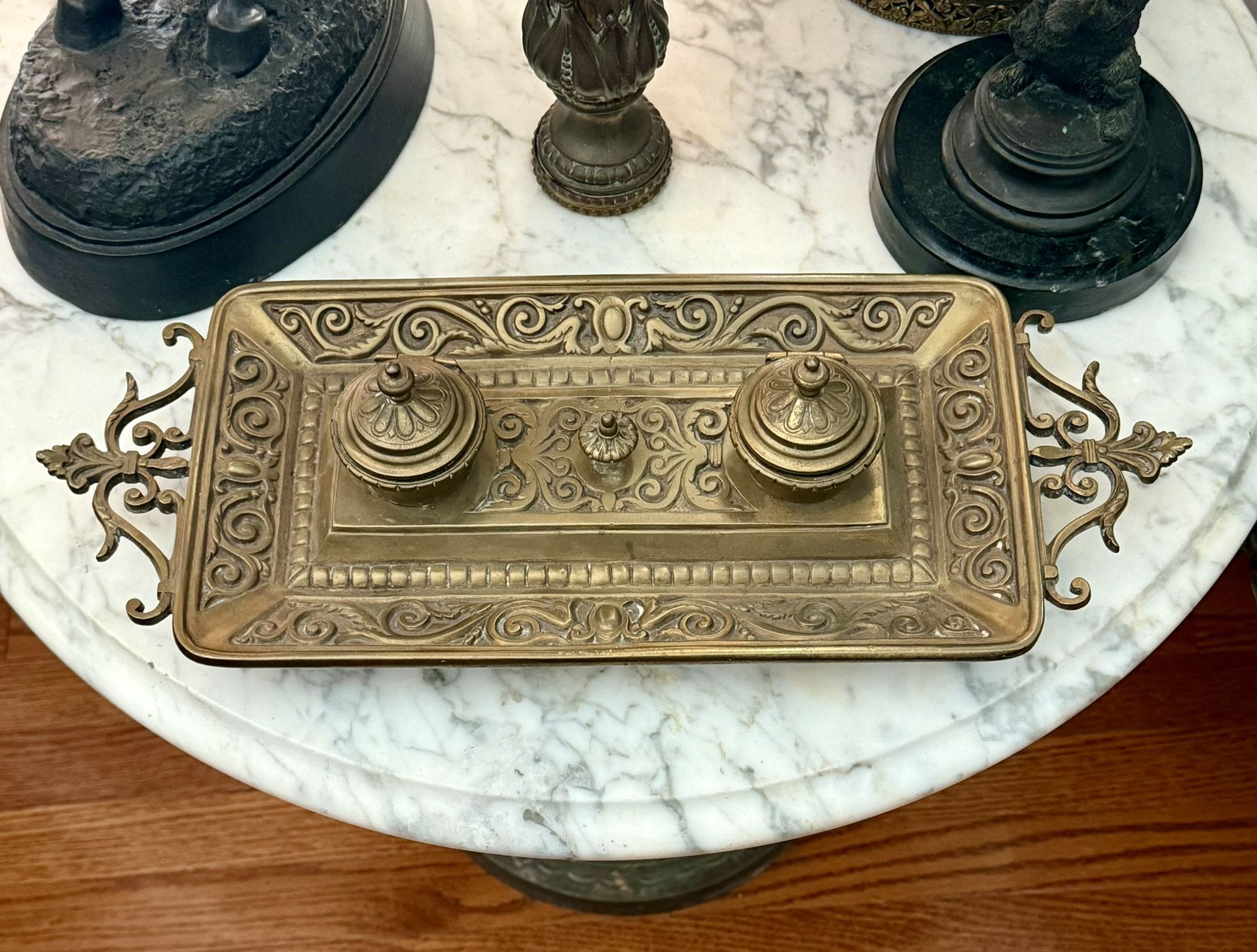 17” ANTIQUE VICTORIAN ERA ORNATE SOLID BRASS FOOTED DOUBLE INKWELL INKSTAND